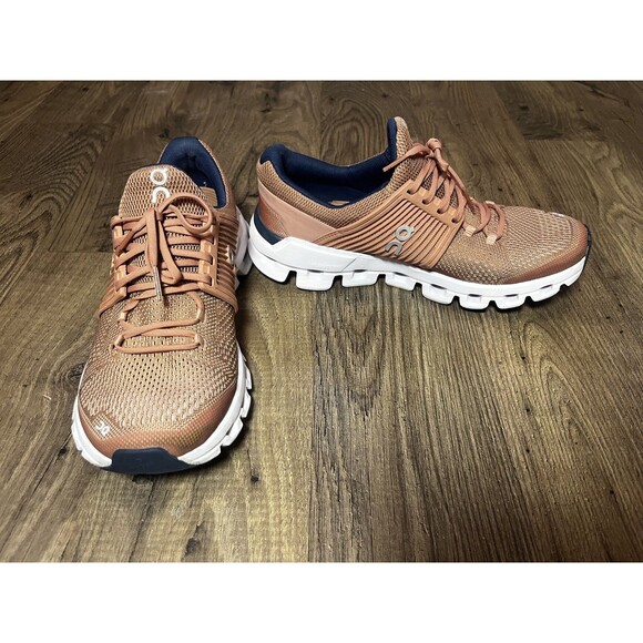 WOMEN ON  CLOUDTEC SWISS ENGINEERING HELION SZ8(M) RUNNING SHOES PRE OWNED.L10 - Picture 9 of 11